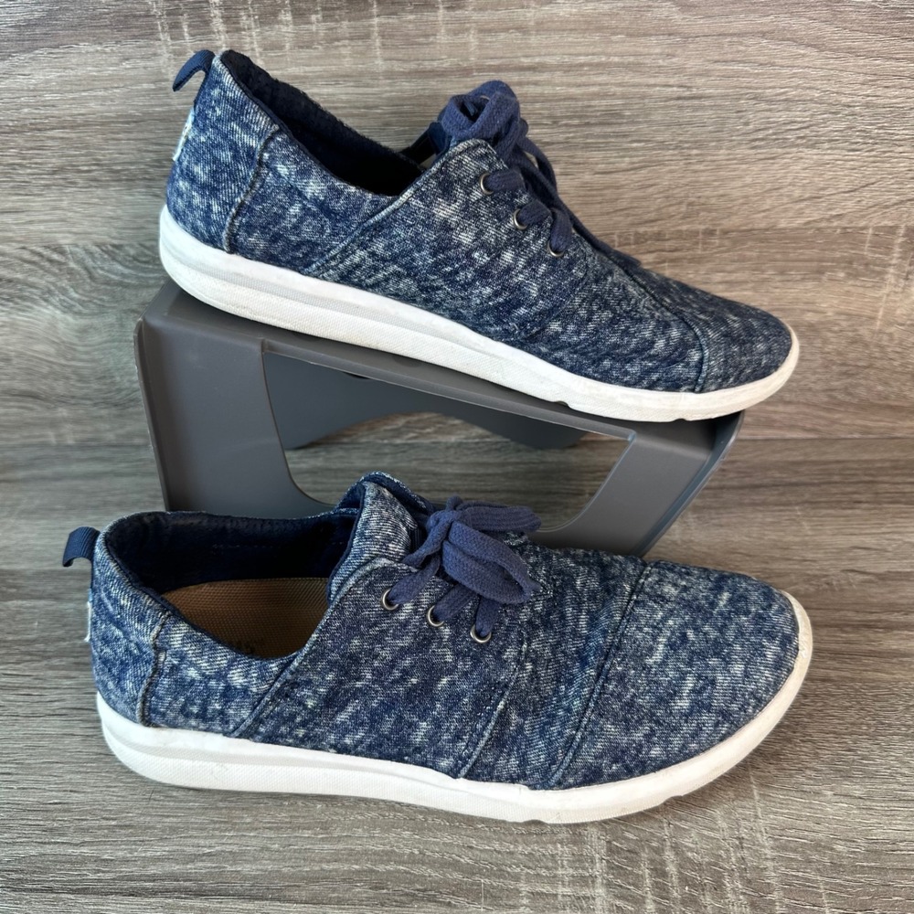 TOMS Del Rey Sneakers Women's Sz 9 Blue Acid Wash Denim Lace Up Casual Walking